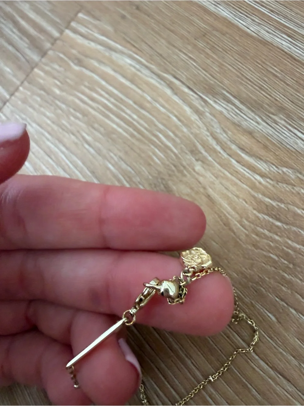 Kendra Scott necklace - Picture 4 of 4